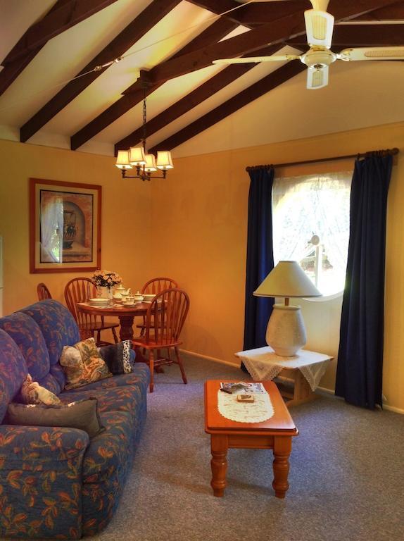 Curtis Cottage Mount Tamborine Room photo